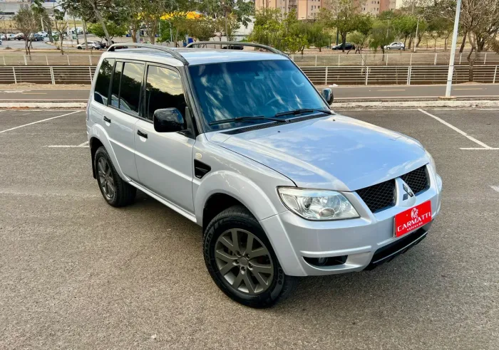 Mitsubishi Pajero TR4 2.0/ 2.0 Flex 16V 4X4 Aut. 2011