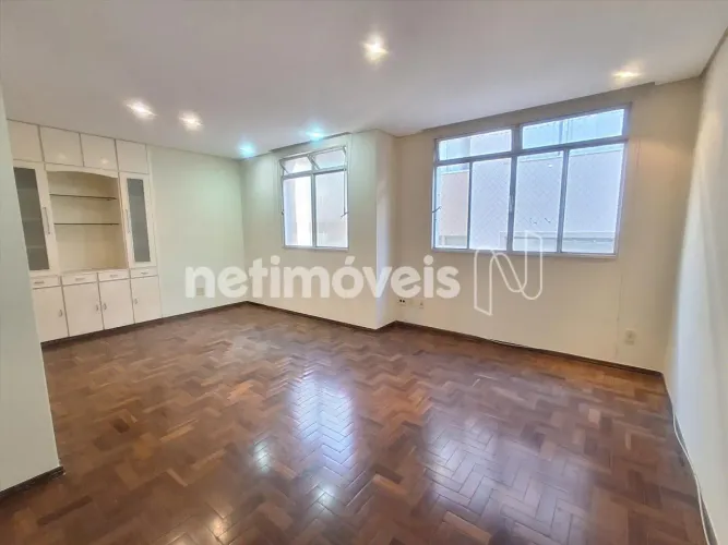 Apartamento no Coração Eucarístico, com 100 m²; de área, 3 quartos, 1 suíte, 3 banheiros e