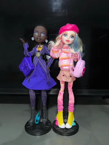 monster high - enid e bianca - weednesday