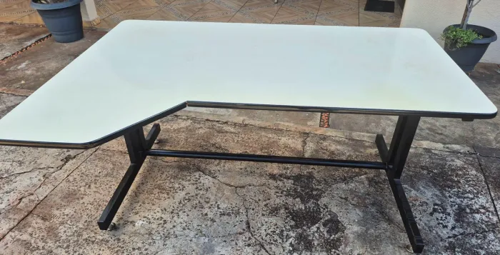 Vendo, mesa para computador