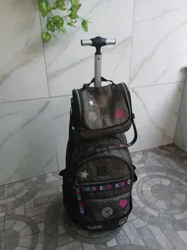 Mochila escolar de rodinhas com lancheira( Rebecca Bonbon)