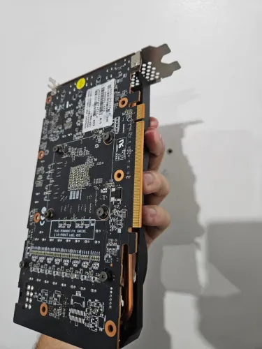 Placa de vídeo AMD RX6650XT 8GB