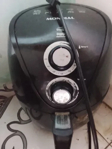 Air fryer 
