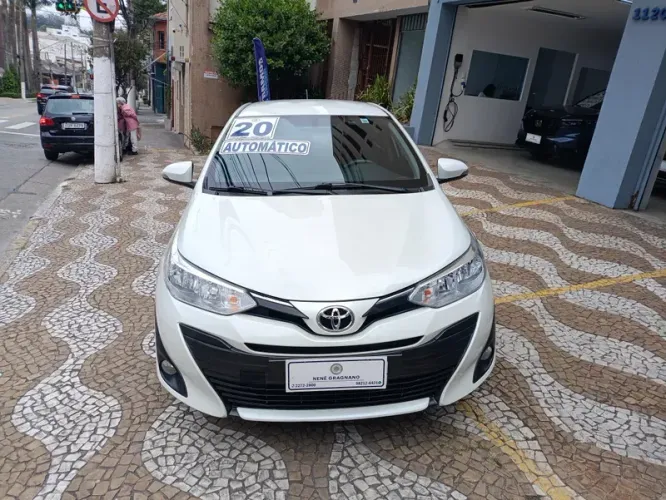 Toyota Yaris XS Sedan 1.5 Flex 16V 4P Aut. 2020