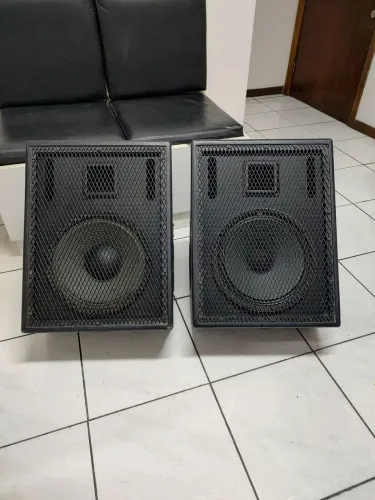 Par de Caixas de Retornos Passivas Alto falante 12"