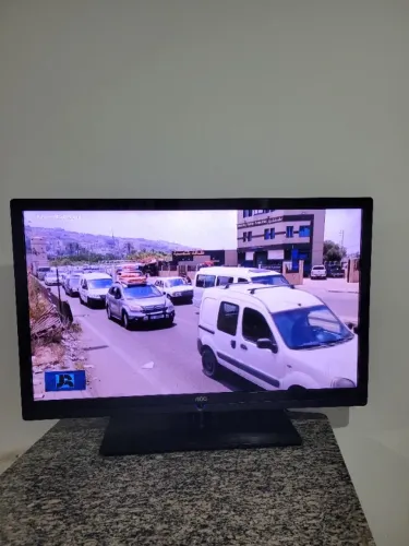 TV AOC 40" LED