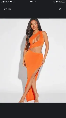Vestido laranja longo