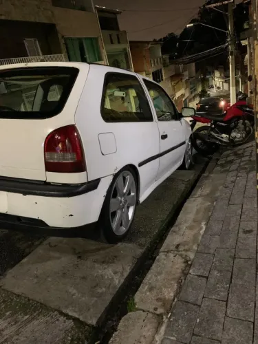 Volkswagen Gol 1.0 Plus 8V 2P (álcool) 2001