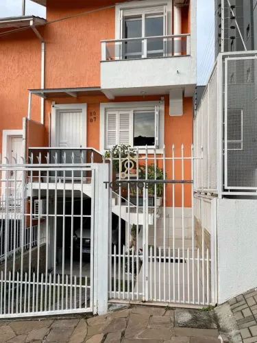 Sobrado à venda no bairro Santa Lúcia - Caxias do Sul/RS