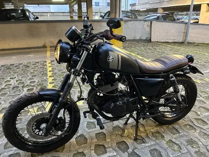 Suzuki GN250 (Intruder 250)