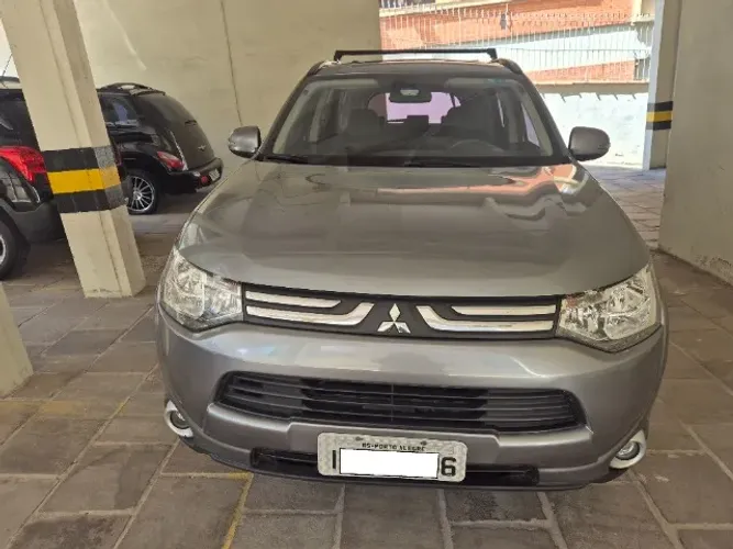 Mitsubishi Outlander 2.0 16V 160cv Aut. 2014