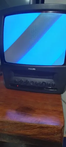 Tv antiga 14 polegadas Philips com vidio cassete integrado