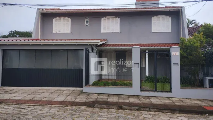 Casa com 5 dormitórios à venda, 309 m² por R$ 1.800.000,00 - Santa Mônica - Florianópolis/