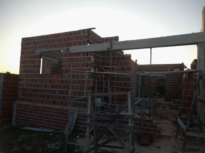 OPORTUNIDADE EM MONTE ALEGRE! CASA À VENDA <br>