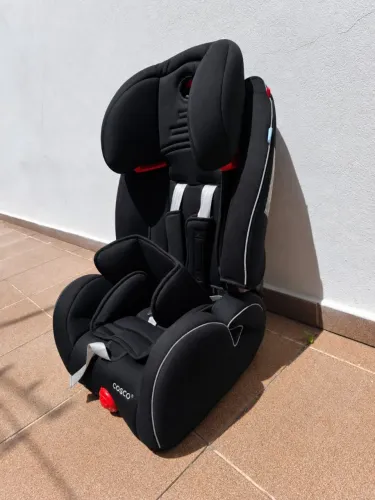 Cadeirinha de bebê Cosco (usado)
