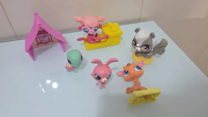 Littlest pet shop 