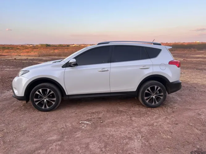 Toyota RAV4 2.5 4X4 16V Aut. 2014