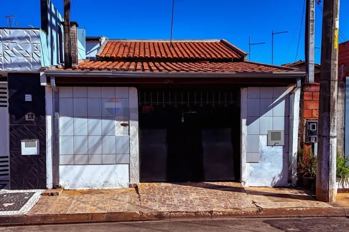 Casa a venda no Jardim Imperial em Leme/SP