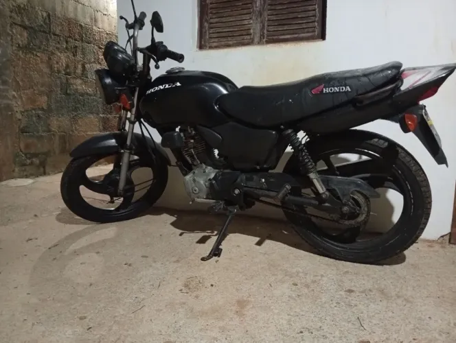 Moto pra roça vem q tem negócio