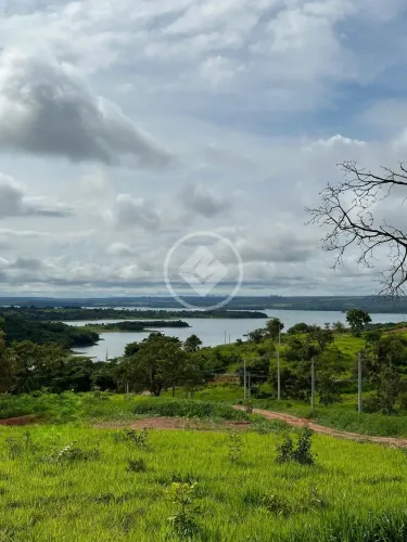 Chácara à Venda no Condomínio Golden Park- Lago Corumbá 4 em Alexânia-GO codigo: 131072