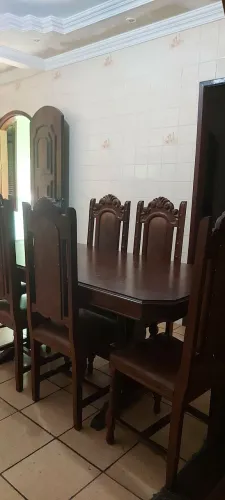Mesa de jantar sucupira 