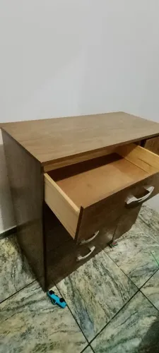 Cômoda em perfeito estado!!!