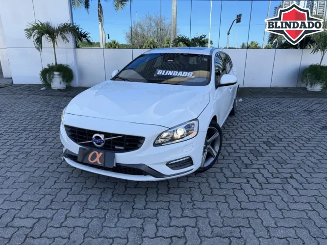Volvo V60 T-4 Kinetic 2.0 190cv 5P 2014