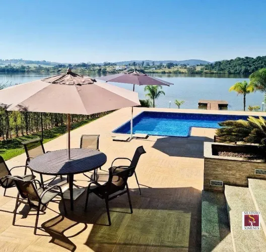 Casa à venda, 4 quartos, 4 suítes, 4 vagas, Macaia - Bom Sucesso/MG