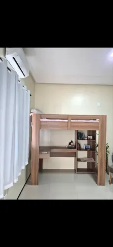 Beliche moderna com escrivaninha 