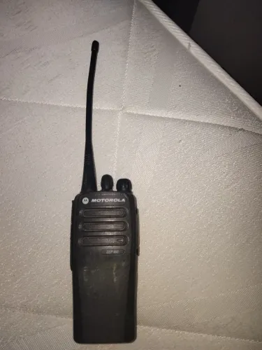 Rádio depois 450 bateria boa pegando em todas as faixas 
