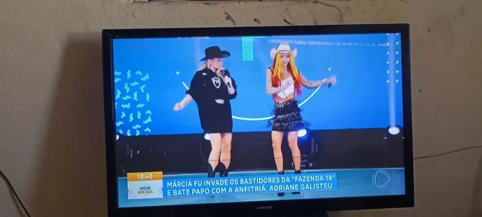Tv Samsung 43 polegadas( Não é smart)