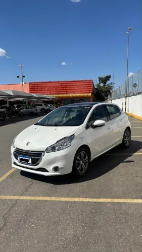 Peugeot 208 Griffe 1.6 Flex 16V 5P Mec. 2015