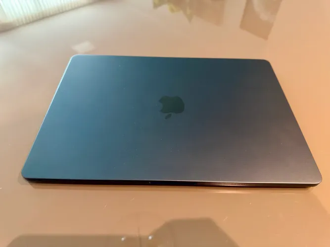 MacBook Air 15 M3 2024 | 8GB | SSD 256GB | Bateria 93%