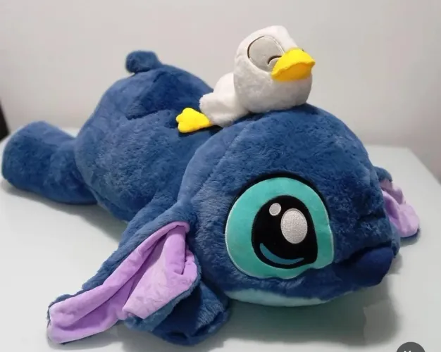 Pelucia stitch gigante  com Pato raro  original