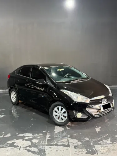 Hyundai HB20S C.plus/c.style 1.6 Flex 16V Mec.4p 2015