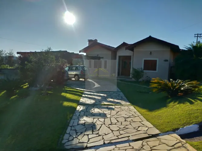 Imponente casa em condomínio à venda em Atibaia-SP, Condomínio Parque das Garças I: 4 quar