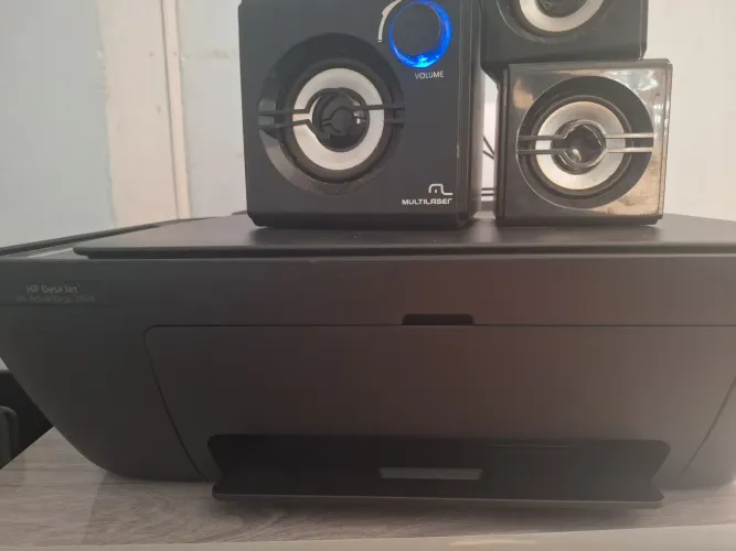 Vendo impressora hp multifuncional 2 meses de uso está na garantia da loja 