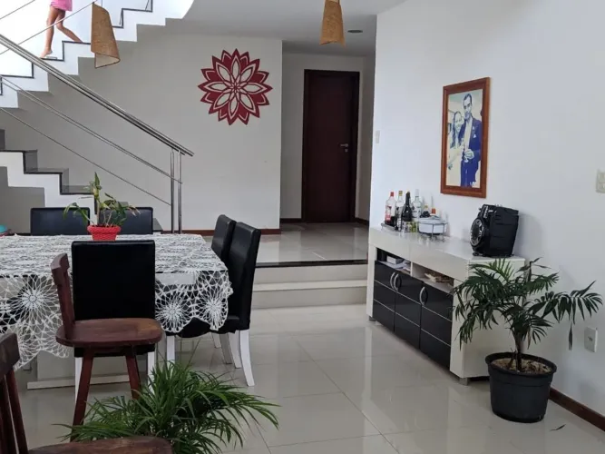Casa com 4 dormitórios para alugar, 250 m² por R$ 8.500,00/mês - Catu de Abrantes - Lauro