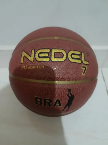 Bola de basquete original.