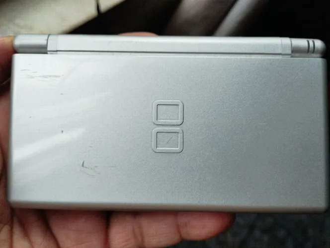 Nintendo DS lite 