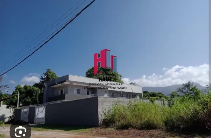 Terreno de 432m² à Venda, 600m da Praia da Maranduba