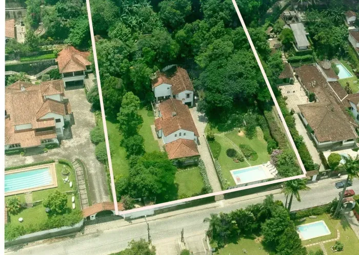 Lote/Terreno para venda tem 1386 metros quadrados em Castelanea - Petrópolis - Rio de Jane