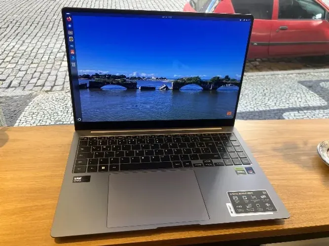 Notebook Samsung Galaxy Book4 Ultra RTX 4070 32 Gb RAM 1 Tb