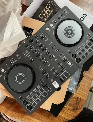 Pioneer DJ DDJ-FLX4 - NUNCA USADA | ESTADO DE NOVA