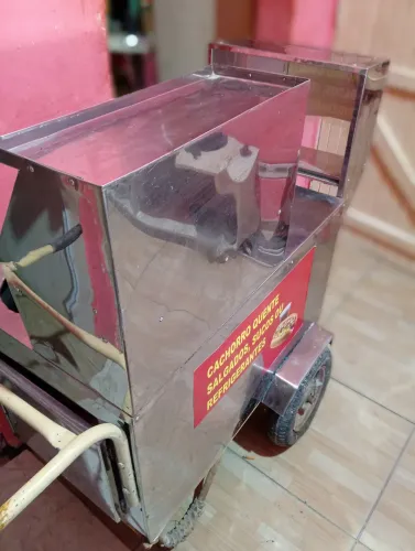 Vendo Carroça de Cachorro quente.