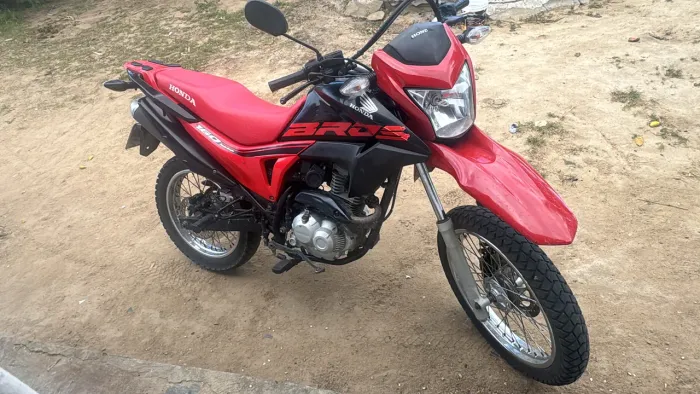 Bros 160 . 2016. Leilão. Nota original