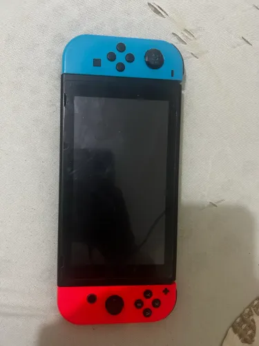 Nintendo Switch V2 usado