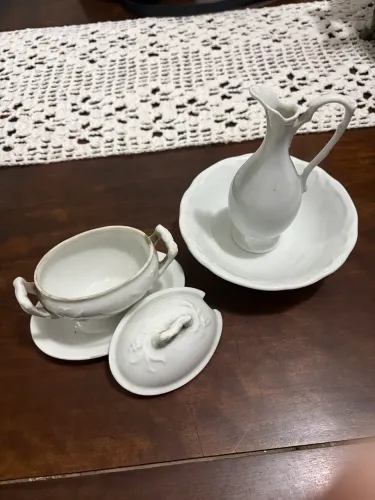 Baixela vintage porcelana branca 