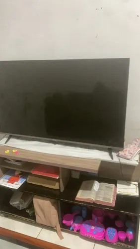 Vendo tv de 50 polegadas por 850 aceito proposta