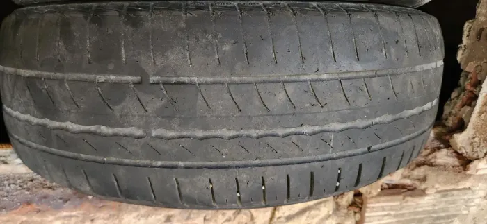 Vendo pneus aro 186/60/15